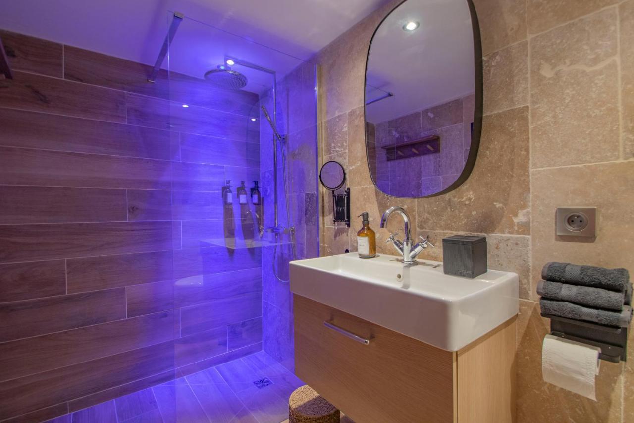 Les Bains D'Eros Hotel Cuers Kültér fotó